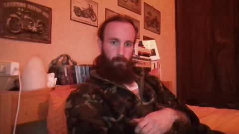 Snapshot of yeti_92 chatting on February 20, 5:07 pm yeti_92 online show from February 20, 5:07 pm