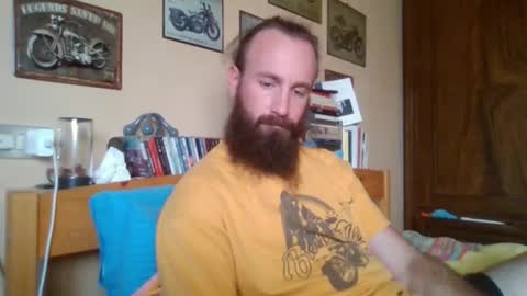Snapshot of yeti_92 chatting on September 15, 4:19 pm yeti_92 online show from September 15, 4:19 pm