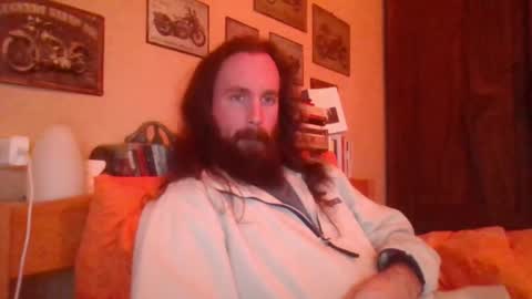 Snapshot of yeti_92 chatting on January 4, 2:35 pm yeti_92 online show from January 4, 2:35 pm