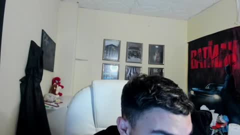 yker online show from May 13, 4:53 am