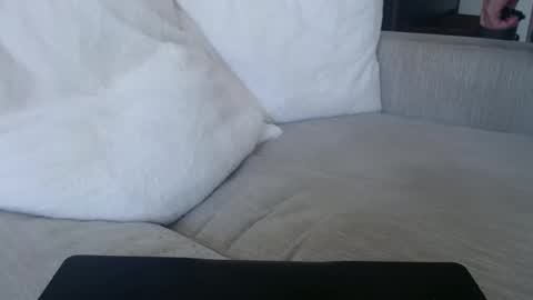 James online show from February 21, 5:42 pm