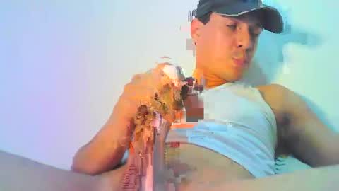 Yonat online show from February 13, 10:54 pm