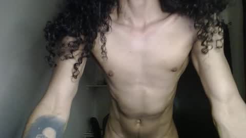 Snapshot of yong_malu67 chatting on October 22, 2:04 am YGN Malu online show from October 22, 2:04 am