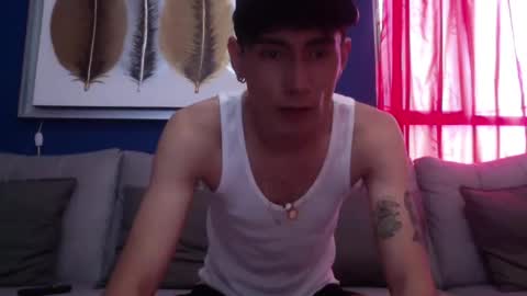 yonki_ online show from December 21, 8:39 pm