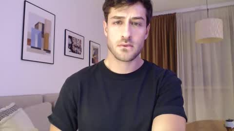 Yoooups online show from December 14, 5:20 pm