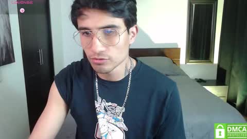 yoshy_man online show from November 18, 2:37 am