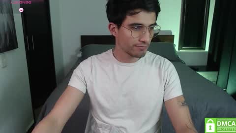 yoshy_man online show from November 20, 3:06 am