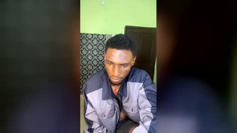 youdeedouglas9 online show from December 23, 12:52 am