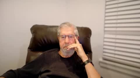 Colorado Guy Straight online show from January 13, 1:04 pm