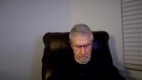 Colorado Guy Straight online show from December 16, 12:34 pm