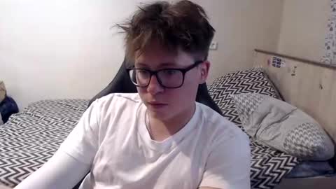 Max online show from July 23, 3:59 am