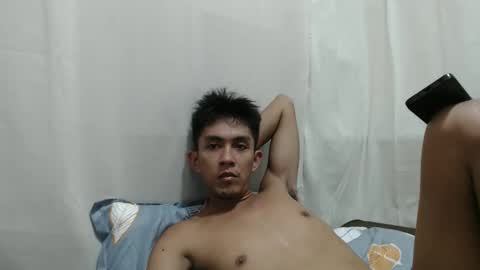 your_guy111 online show from June 6, 4:07 am