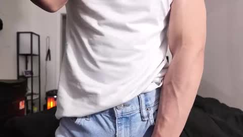 yourguuy21 online show from February 7, 4:52 am