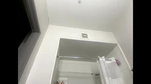 Mac online show from March 3, 11:06 am