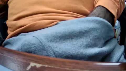 yuppers1234 online show from December 1, 1:25 pm