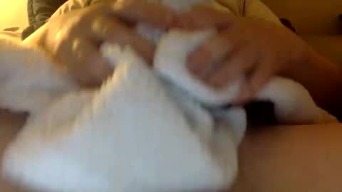 yupppppppp online show from December 28, 3:37 am