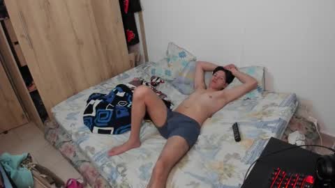 yurii_moody online show from December 22, 1:47 am