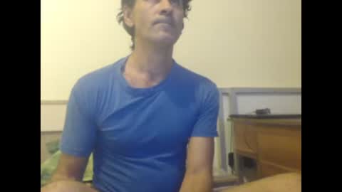 Snapshot of yvesstorm5 chatting on December 17, 2:33 pm yvesstorm5 online show from December 17, 2:33 pm