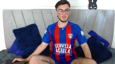 Zack  online show from November 8, 6:27 am