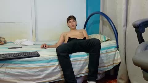 ZackMontiel07 online show from November 29, 10:17 am