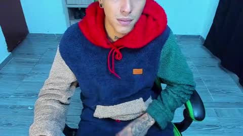 BiG Zafiro online show from April 2, 1:41 pm