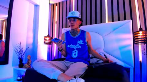 Snapshot of zane_wyatt chatting on October 14, 12:50 am zane wyatt online show from October 14, 12:50 am