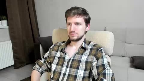 Andrew online show from December 19, 11:45 pm