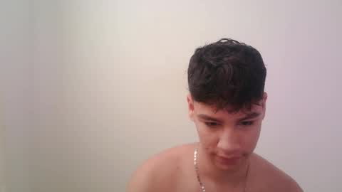 zeus_183 online show from November 22, 5:01 pm