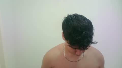 zeus_183 online show from June 16, 11:34 am