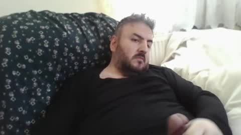 zH1NaSaH online show from April 26, 10:01 am