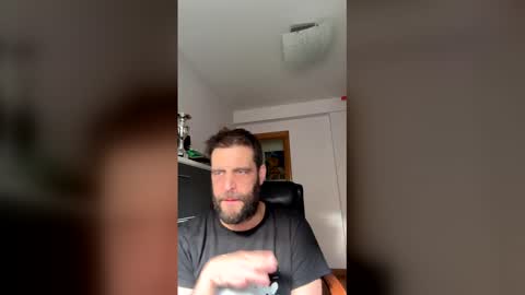 zurdineno online show from May 11, 4:37 pm