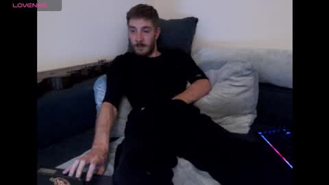 Zuzmoe online show from February 3, 10:59 pm