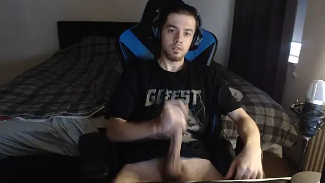 AlbanerYaro45 online show from January 16, 11:15 am