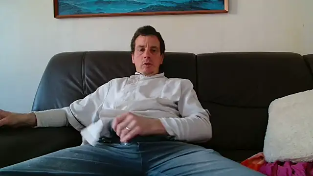 cloupefun online show from March 26, 7:34 am