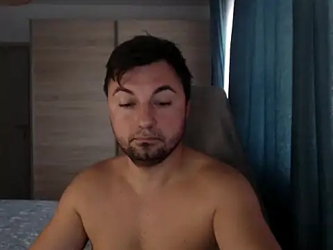 HankMalone online show from October 25, 6:04 am