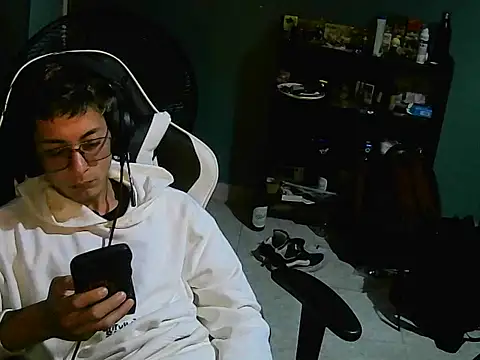 Snapshot of Jughead_16 chatting on October 27, 5:21 am Jughead 16 online show from October 27, 5:21 am