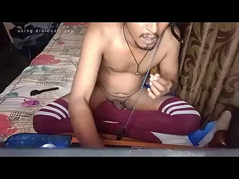 Snapshot of Sexypavi09 chatting on September 24, 7:56 pm Sexypavi09 online show from September 24, 7:56 pm