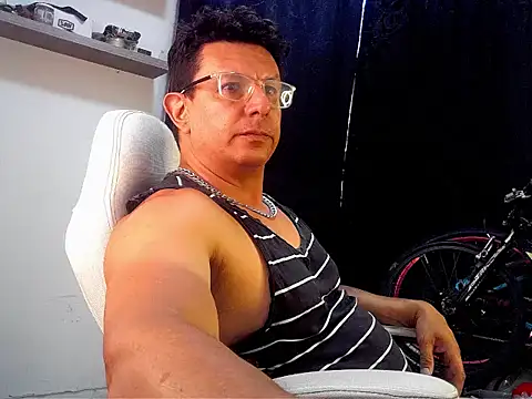 pedropicapi online show from March 26, 9:52 pm
