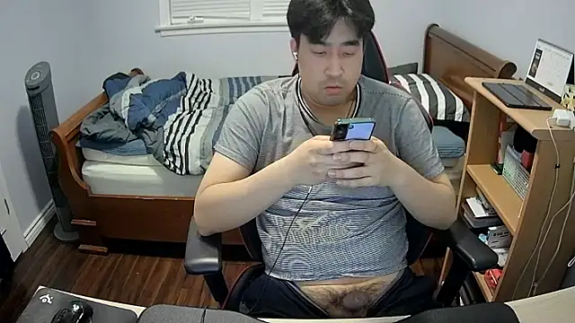 Koreanboy171 online show from March 15, 4:20 am