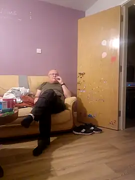 FriendlyDave online show from December 9, 9:22 pm