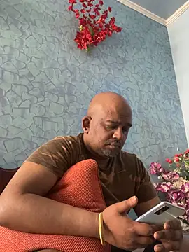 Dick 6inches online show from March 27, 8:26 am