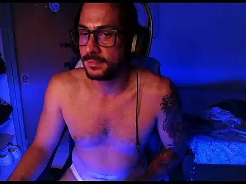 Marceriazco13 online show from April 6, 3:25 am