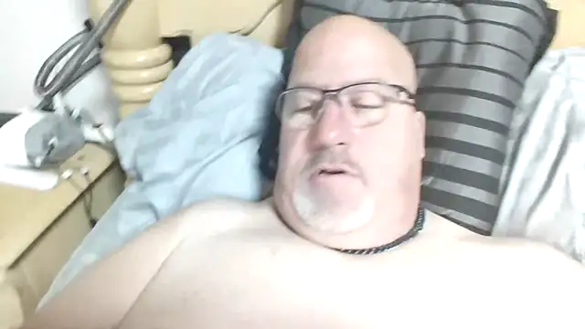 Bigbear0563 online show from November 6, 3:48 pm