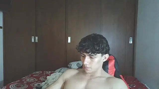 aresholland online show from November 9, 3:21 am