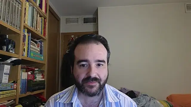 curiosillo83 online show from July 18, 9:47 am