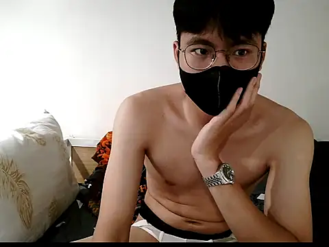 Gwencloudy online show from October 21, 9:01 am