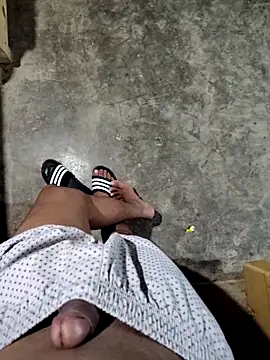 Alyfer23 online show from April 2, 5:38 am