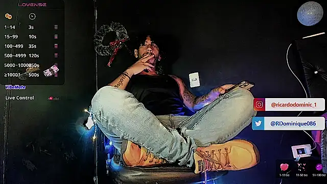 FuckHardlove online show from December 16, 6:04 pm