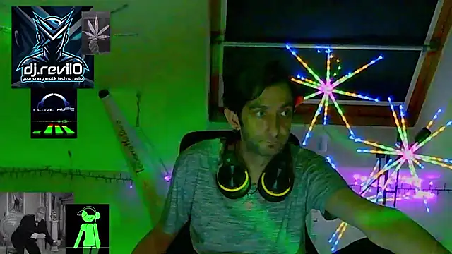 RevilO1180 online show from April 17, 1:08 am