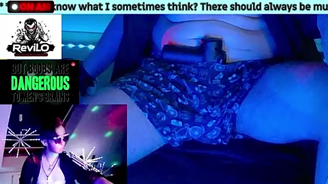 RevilO1180 online show from April 18, 7:07 pm